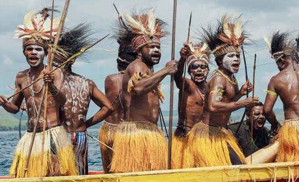 Pakaian Adat Papua